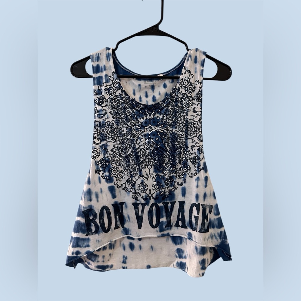 GUESS Crop Top "Bonjour" ⚠️ small hole see photos size XS